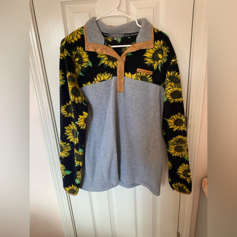 Simply southern sunflower fleece half button pullover with pockets size L